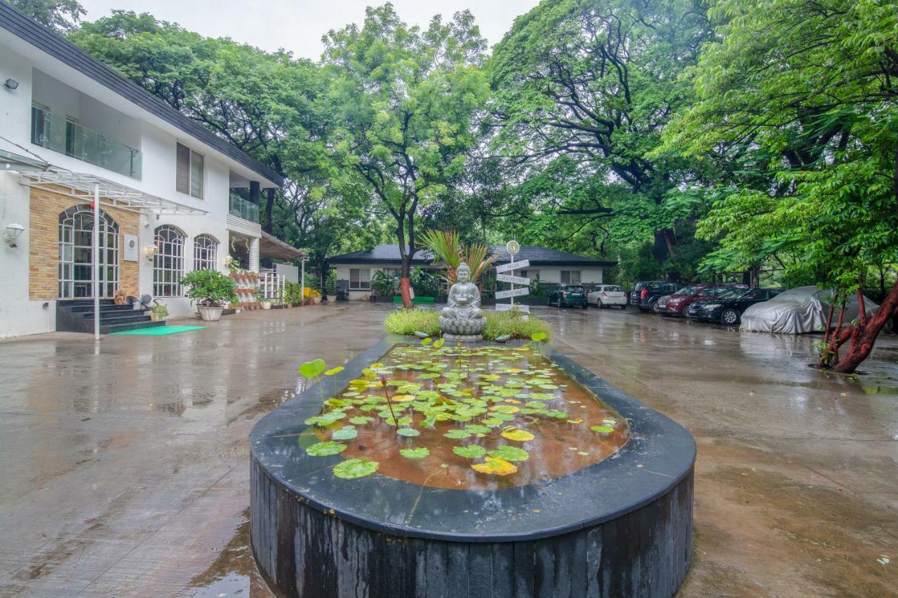 Mint Koregaon Park Next To Osho Ashram Пуне Екстер'єр фото